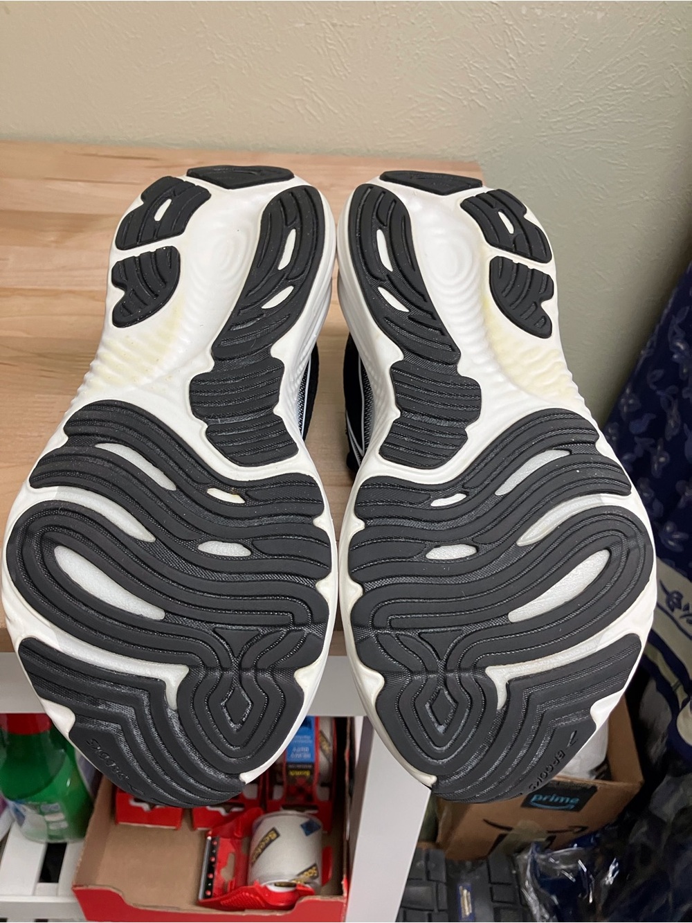 Brooks Black and White Women's Running Sneakers - Picture 9 of 14